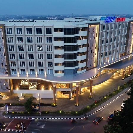 บีดับเบิลยู ลักชัวรี Hotel จัมบี ภายนอก รูปภาพ