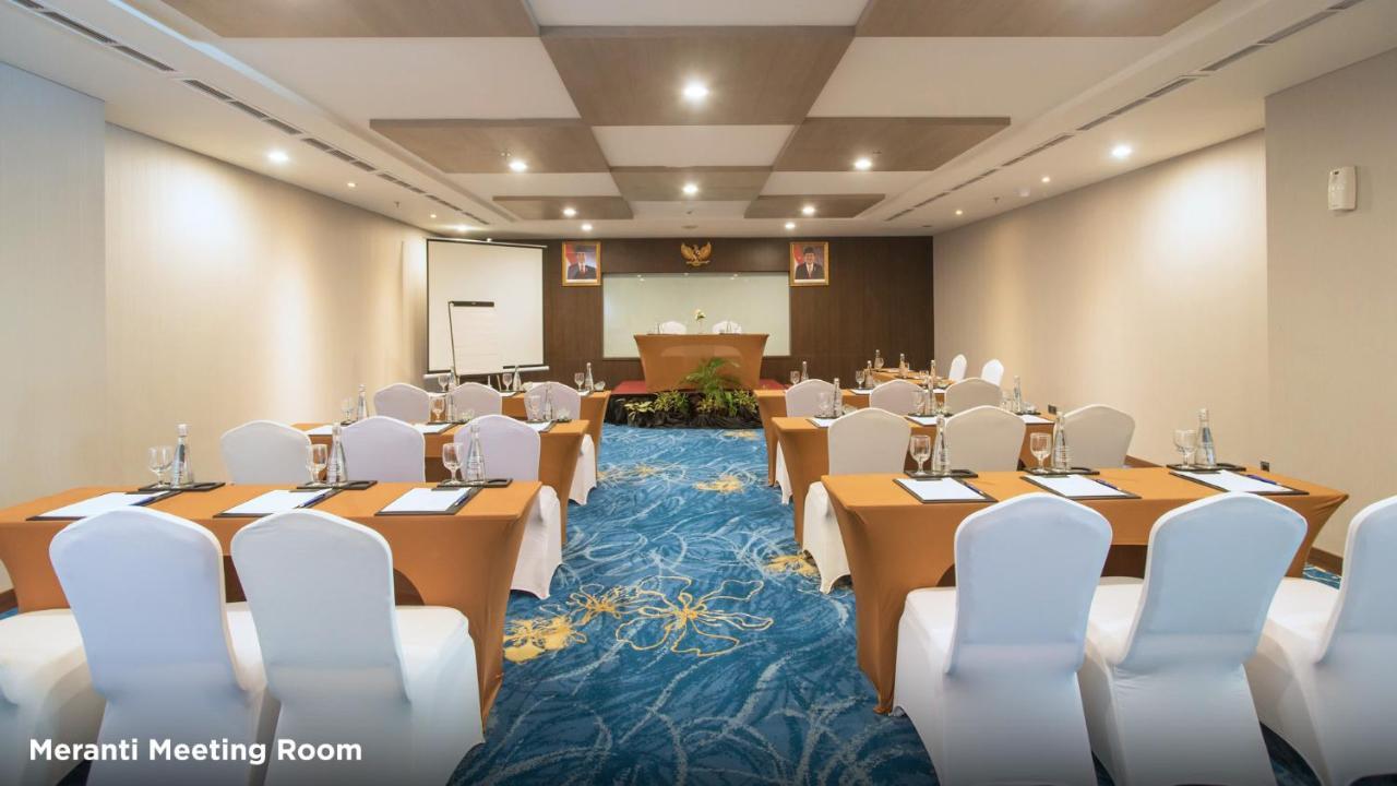 บีดับเบิลยู ลักชัวรี Hotel จัมบี ภายนอก รูปภาพ